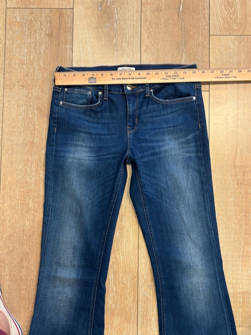 ZARA Women's Premium Denim Mid-Rise Flare Jeans - Size 8 (MEX 30) 34” inseam - Picture 7 of 9